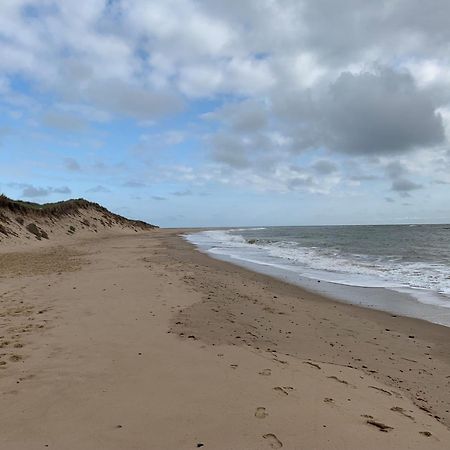 6 Berth Comfy Homely Caravan, Dog Friendly Belton with Browston 外观 照片